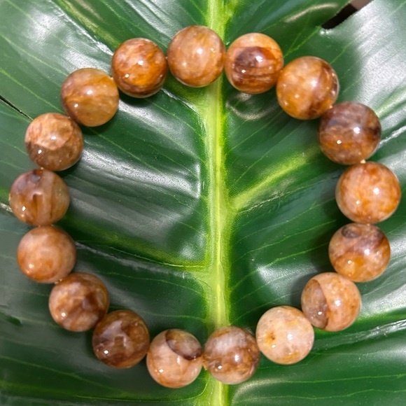 GORGEOUS dark chunky 12mm golden healer high quality handmade beaded bracelet - Picture 1 of 5